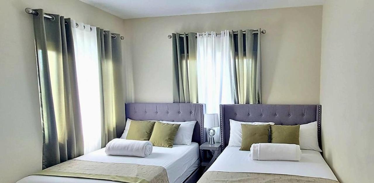 Paradise Oasis At Oceanpointe - Pool And Free Parking Lucea Exterior foto
